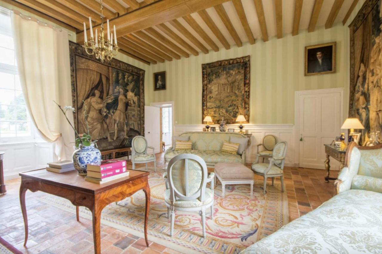 Chateau De Cadouzan Saint-Dolay エクステリア 写真