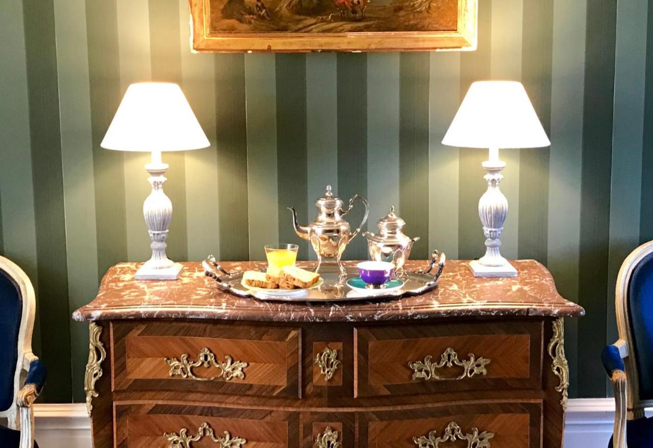 Chateau De Cadouzan Saint-Dolay エクステリア 写真